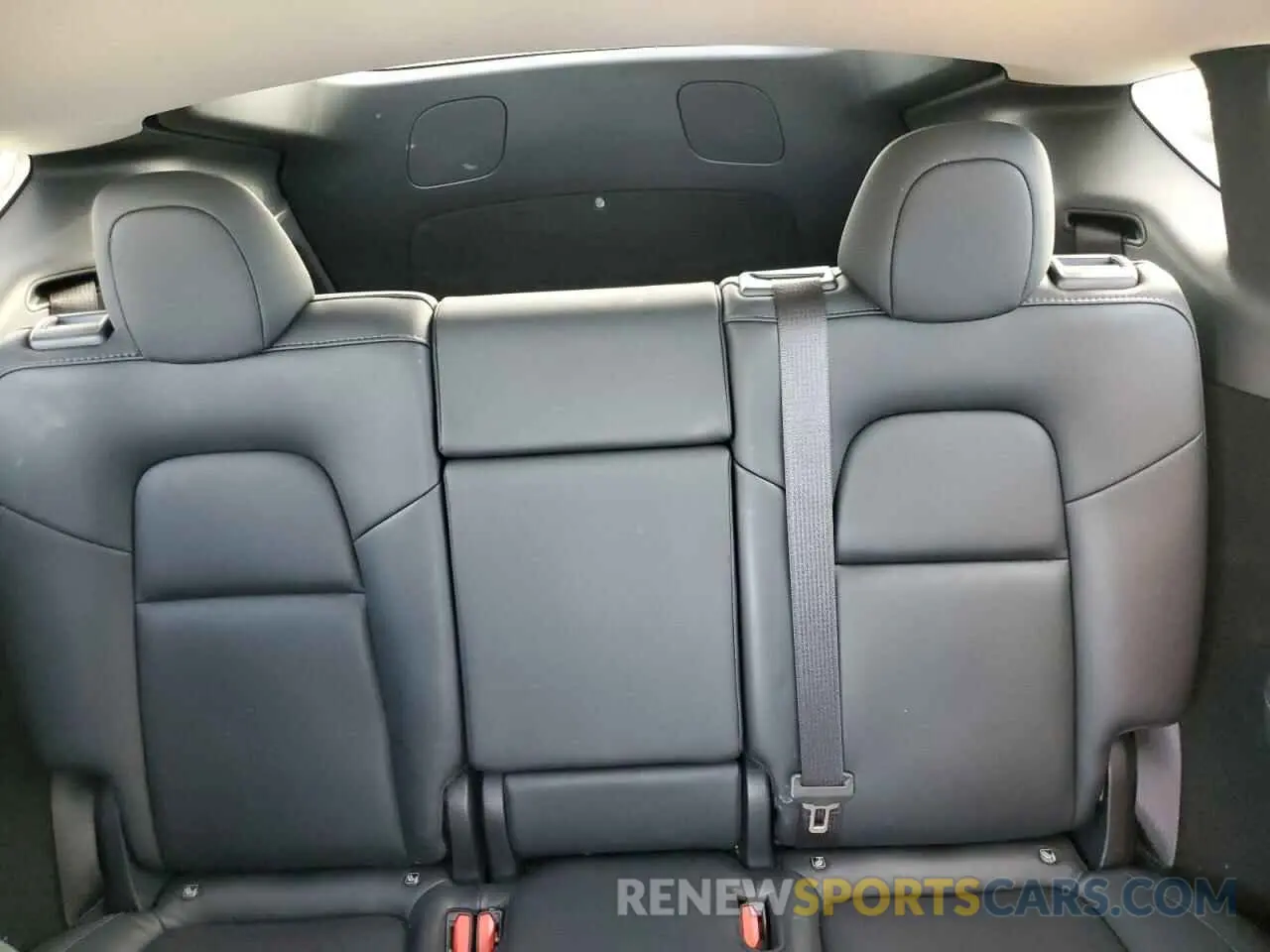 10 fotografías del automóvil dañado 7SAYGDEFXPF850123 TESLA MODEL Y 2023