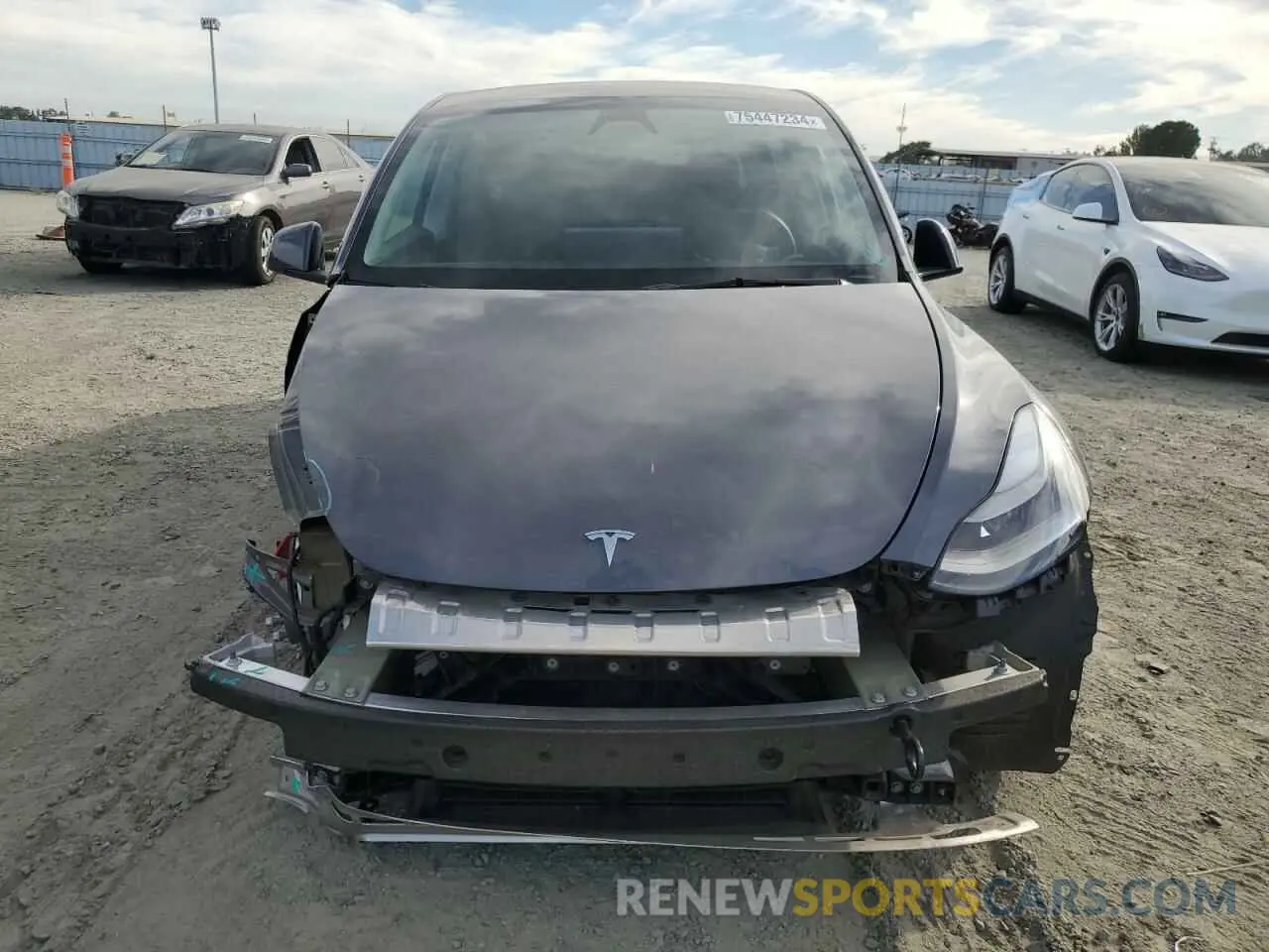 5 fotografías del automóvil dañado 7SAYGDEFXPF850123 TESLA MODEL Y 2023