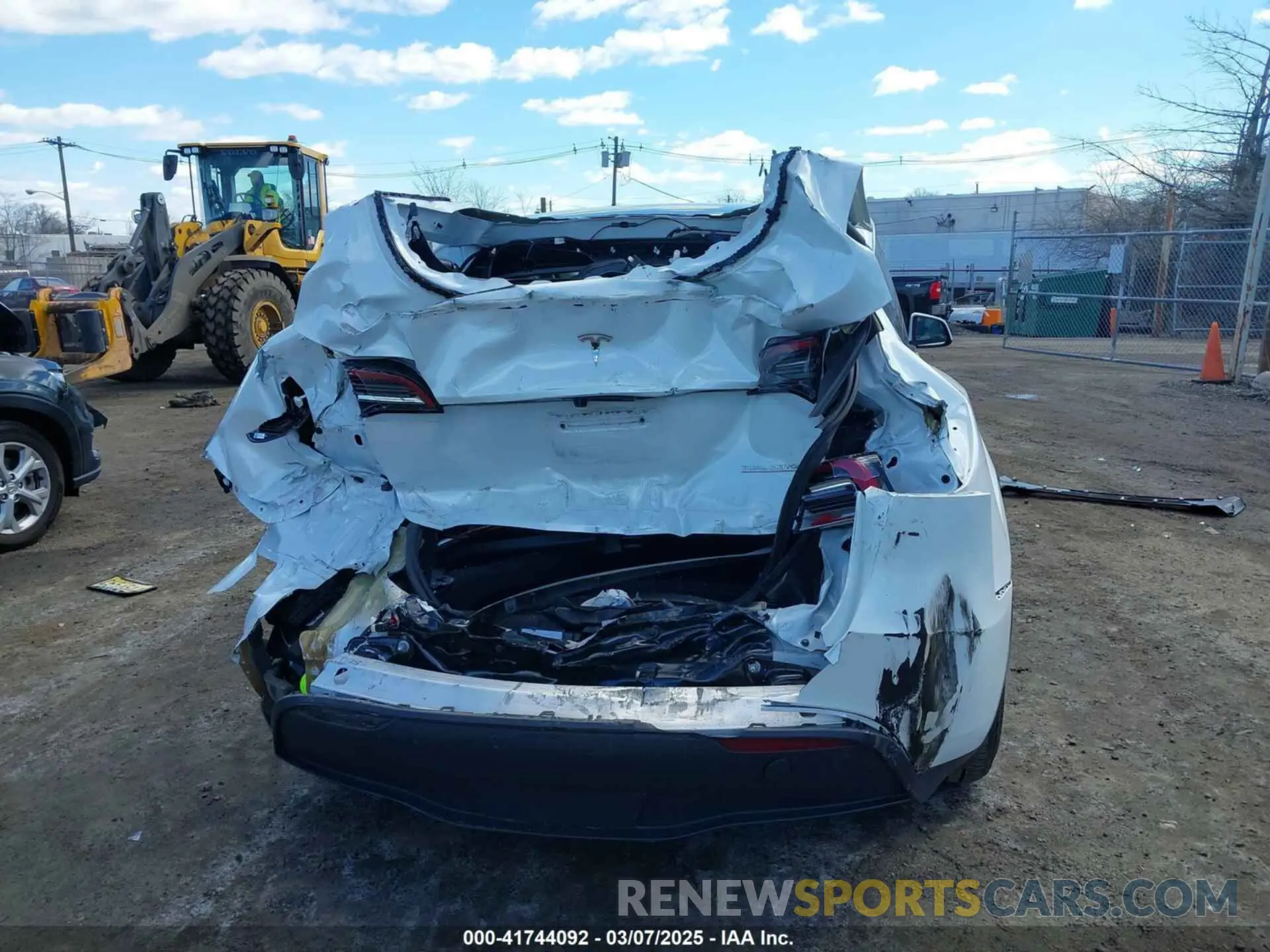 15 fotografías del automóvil dañado 7SAYGDEFXPF916976 TESLA MODEL Y 2023