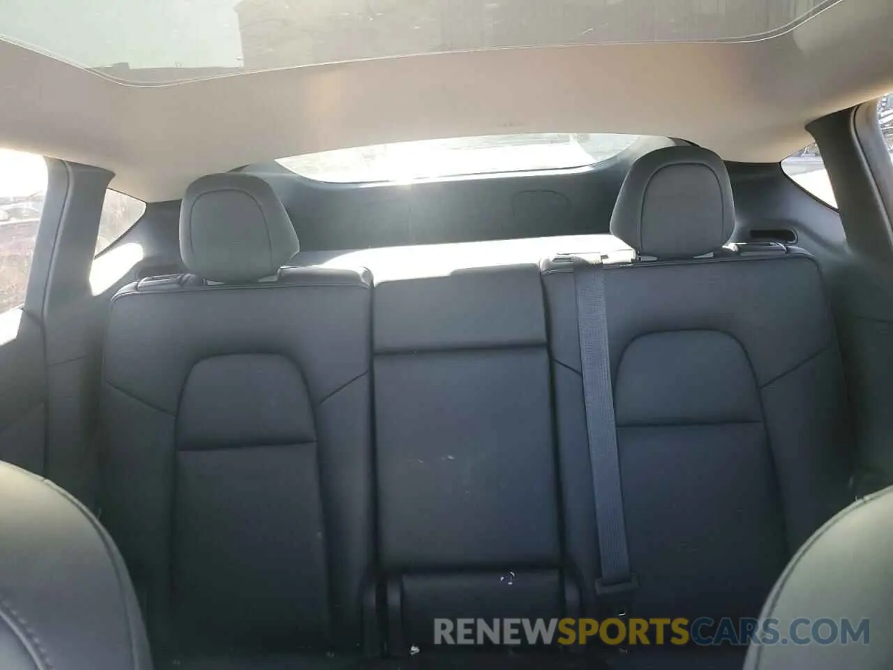10 fotografías del automóvil dañado LRWYGDEE9PC266164 TESLA MODEL Y 2023