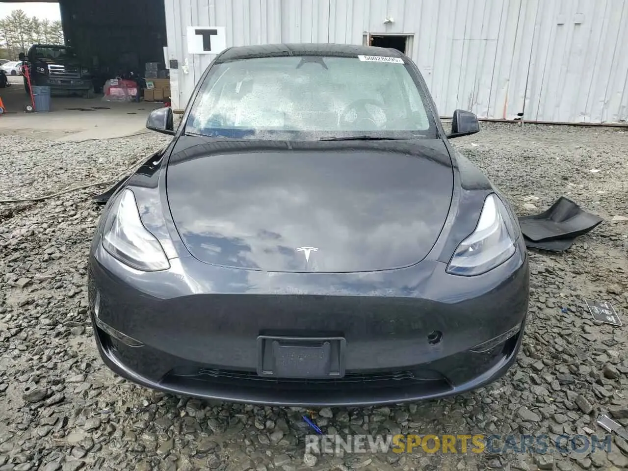 5 fotografías del automóvil dañado 7SAYGAEE0RF008108 TESLA MODEL Y 2024