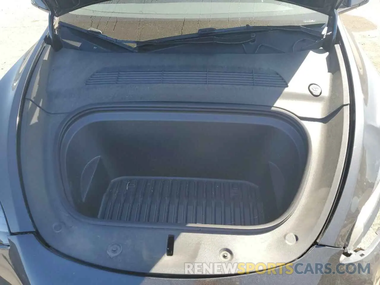 11 fotografías del automóvil dañado 7SAYGAEE1RF988643 TESLA MODEL Y 2024