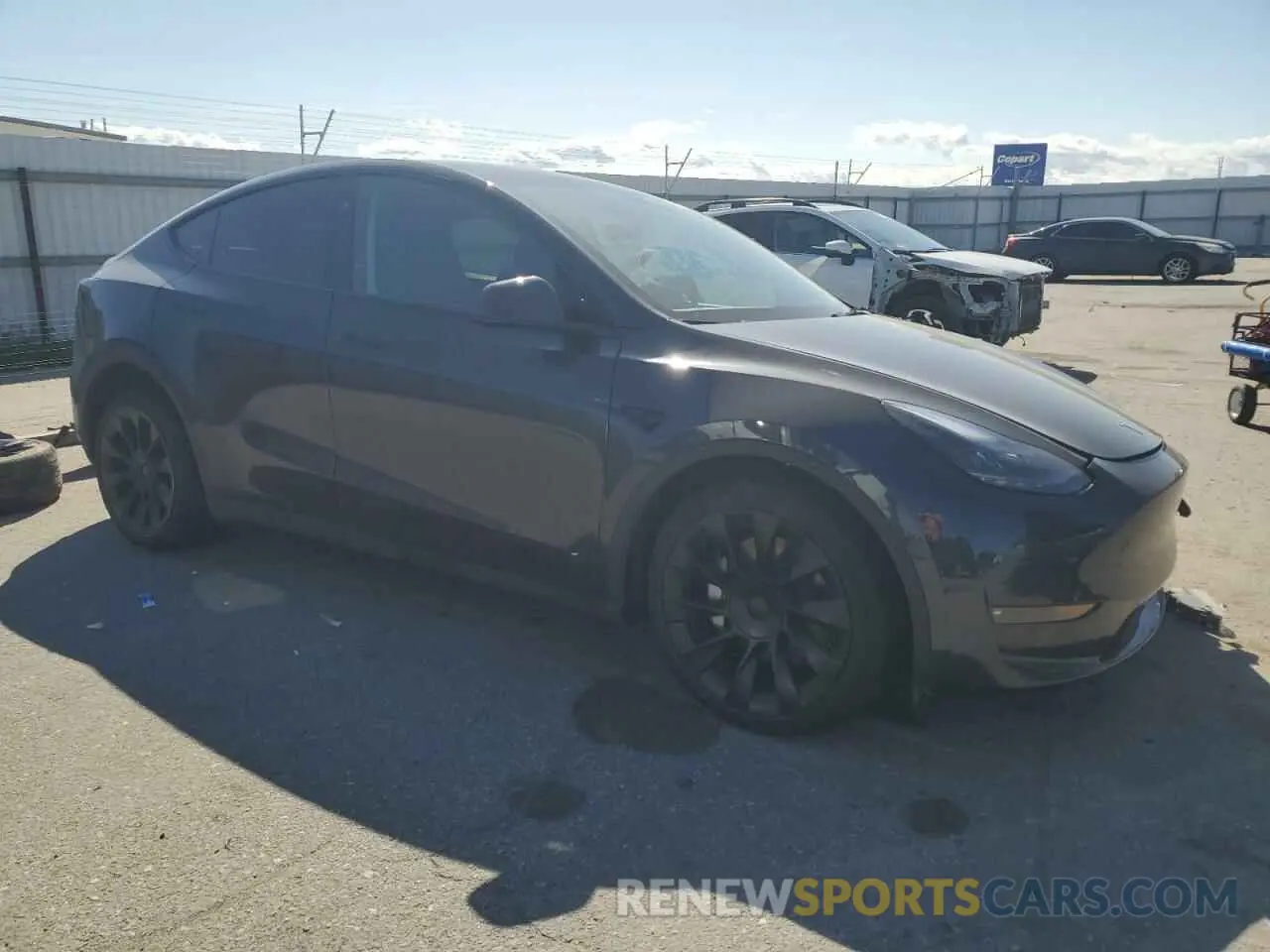4 fotografías del automóvil dañado 7SAYGAEE1RF988643 TESLA MODEL Y 2024