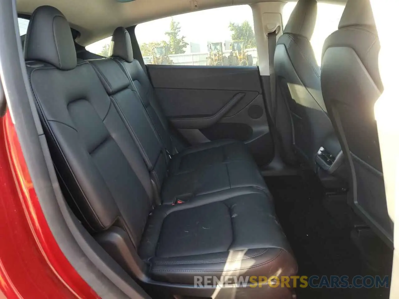 11 fotografías del automóvil dañado 7SAYGAEE2RF086437 TESLA MODEL Y 2024