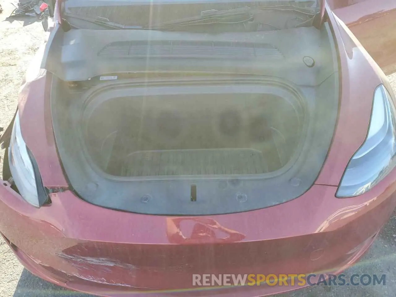 12 fotografías del automóvil dañado 7SAYGAEE2RF086437 TESLA MODEL Y 2024