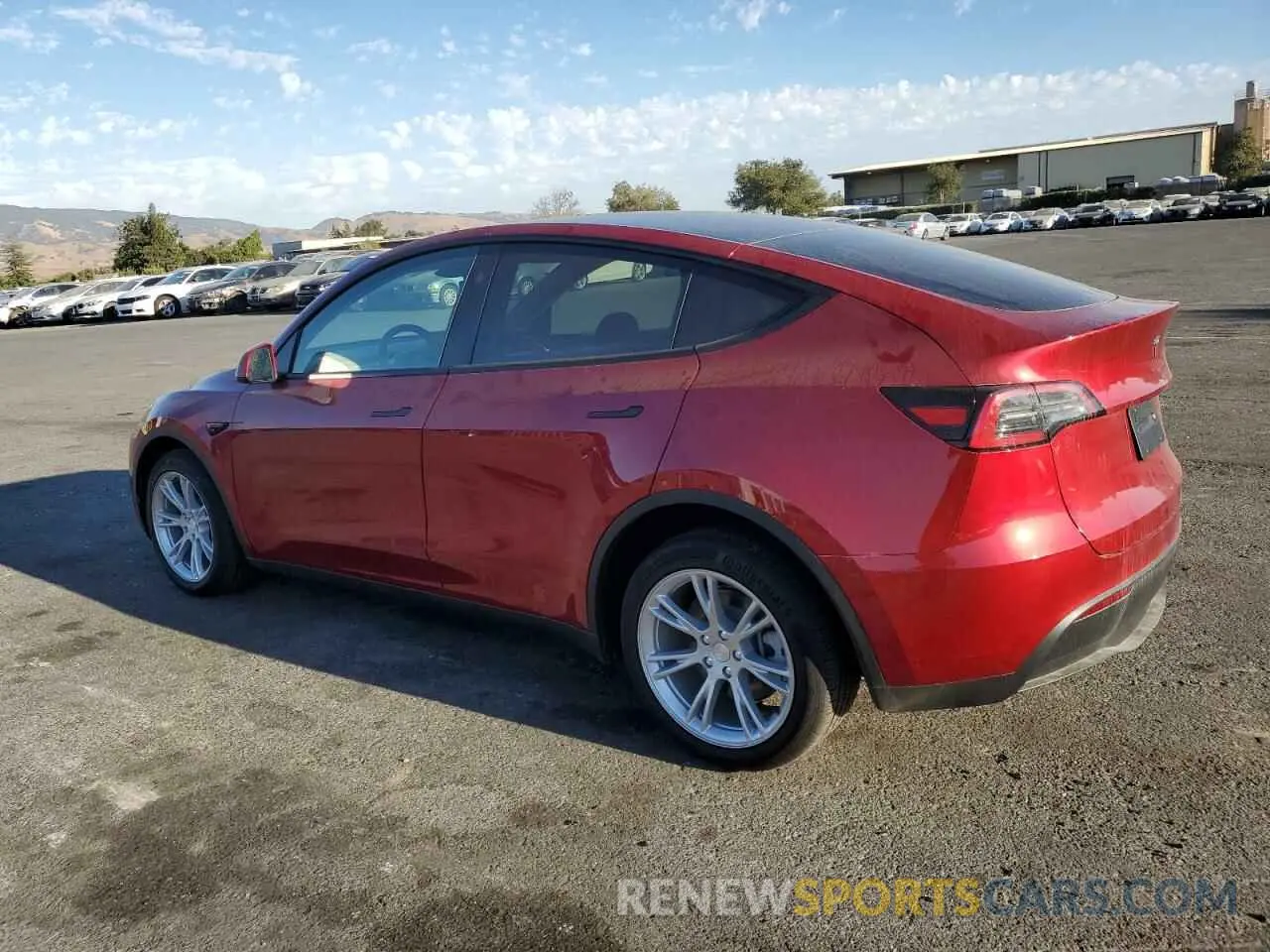 2 fotografías del automóvil dañado 7SAYGAEE2RF086437 TESLA MODEL Y 2024