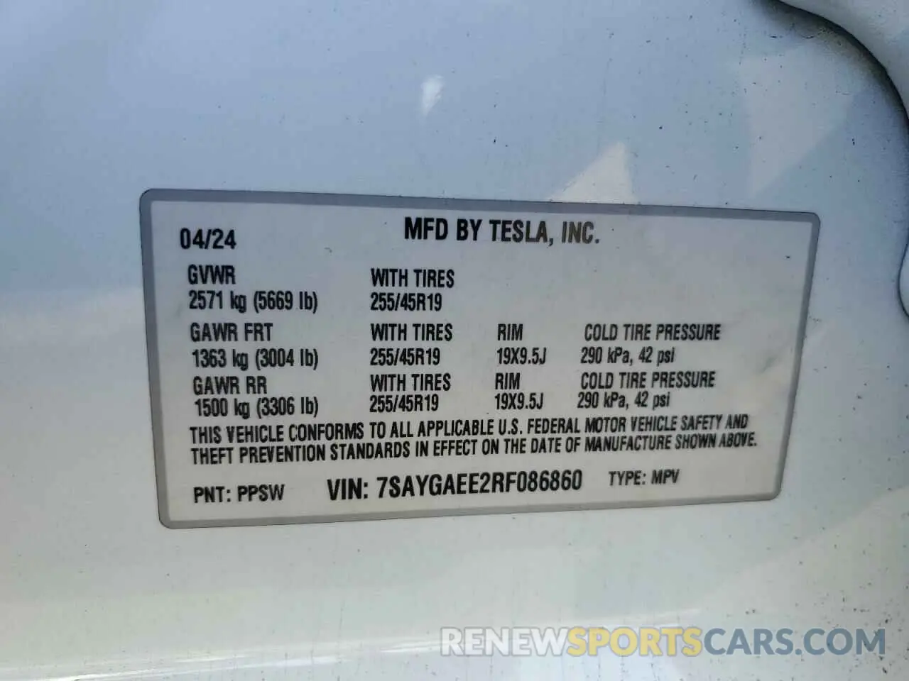 13 fotografías del automóvil dañado 7SAYGAEE2RF086860 TESLA MODEL Y 2024