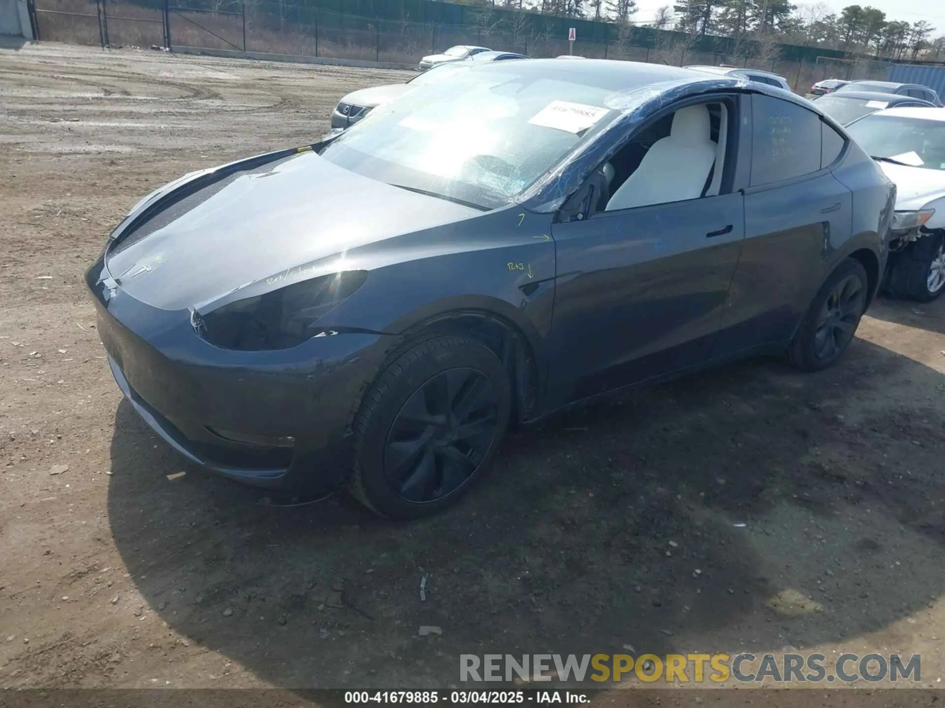 2 fotografías del automóvil dañado 7SAYGAEE2RF178437 TESLA MODEL Y 2024