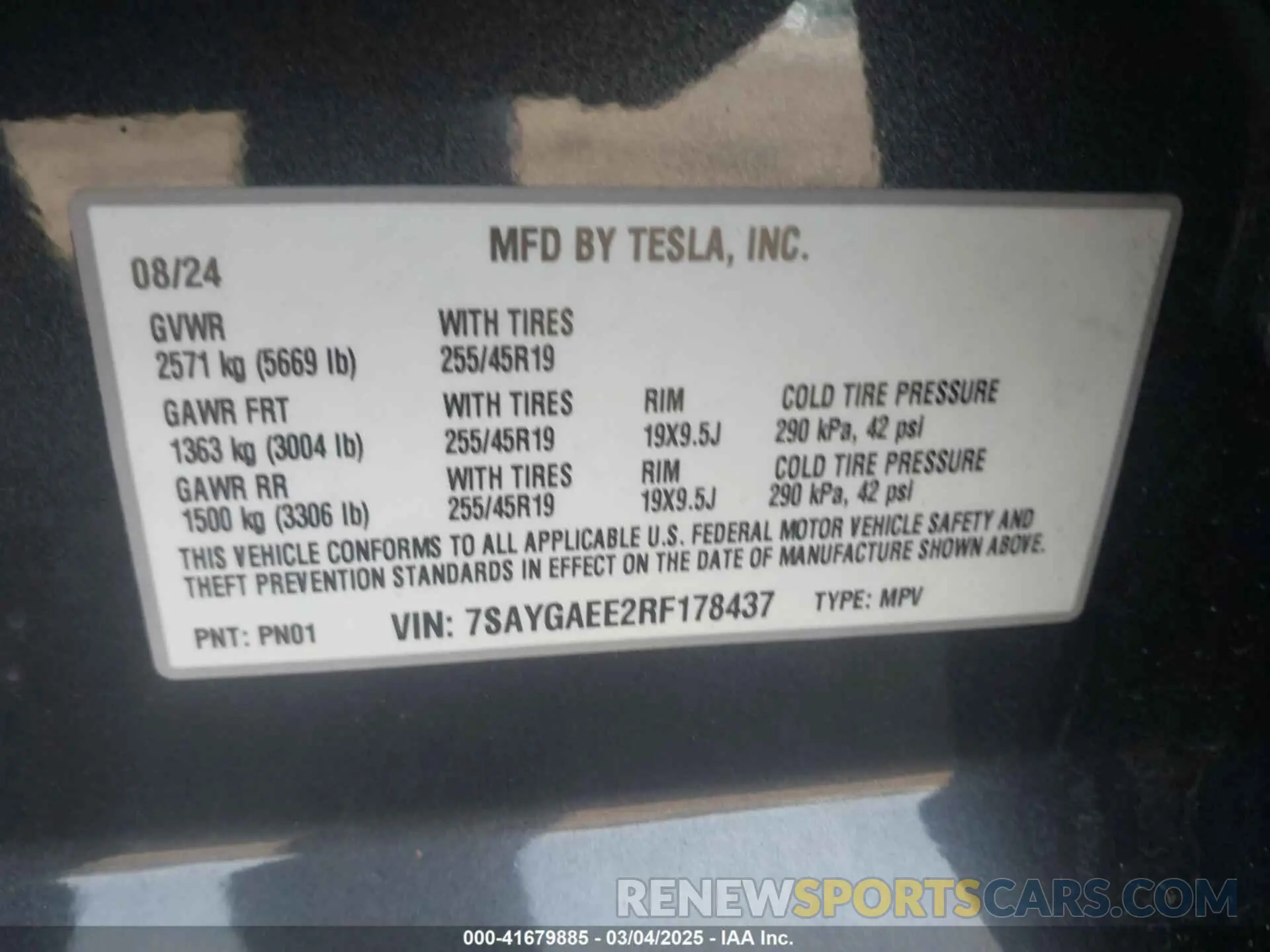 9 fotografías del automóvil dañado 7SAYGAEE2RF178437 TESLA MODEL Y 2024