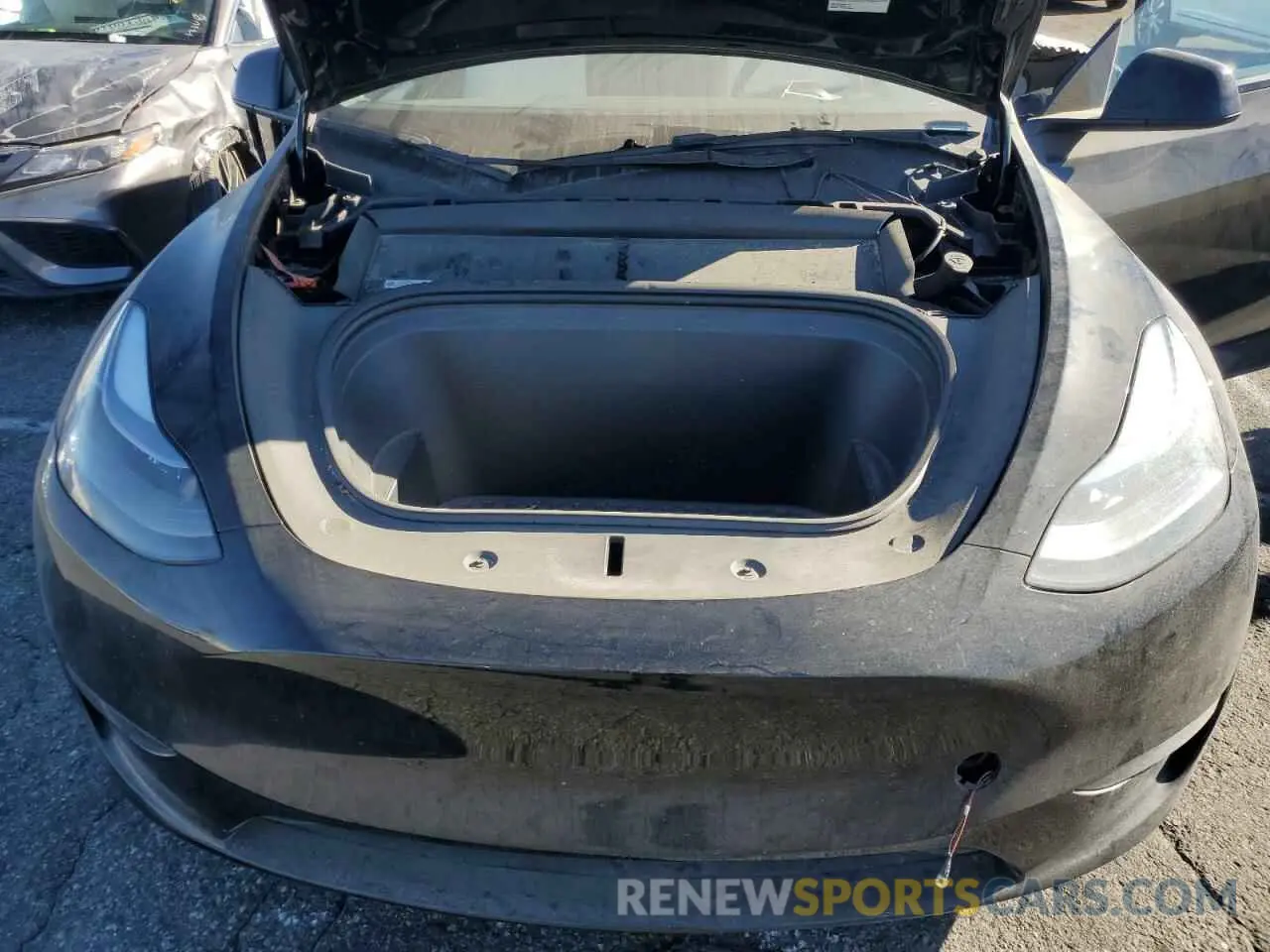 13 fotografías del automóvil dañado 7SAYGAEE2RF984326 TESLA MODEL Y 2024
