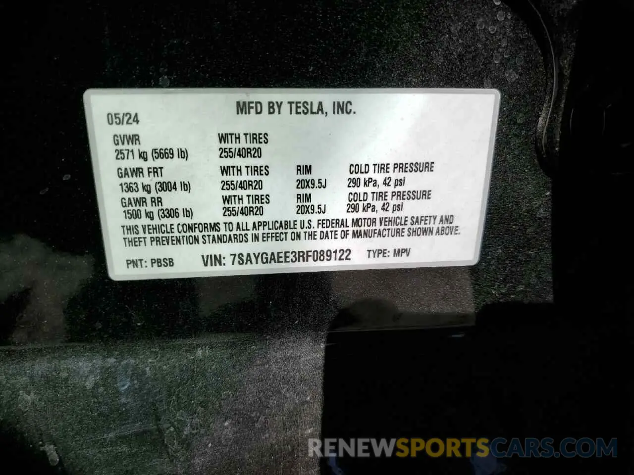 13 fotografías del automóvil dañado 7SAYGAEE3RF089122 TESLA MODEL Y 2024