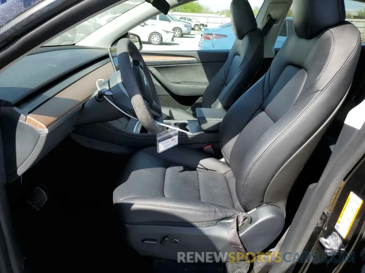7 fotografías del automóvil dañado 7SAYGAEE3RF089122 TESLA MODEL Y 2024