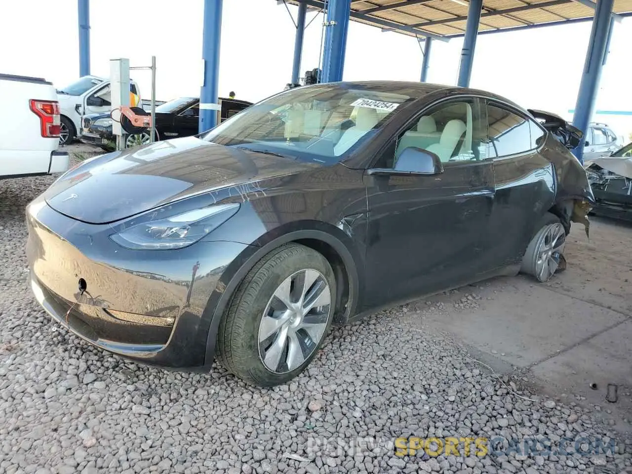 1 fotografías del automóvil dañado 7SAYGAEE4RF077075 TESLA MODEL Y 2024