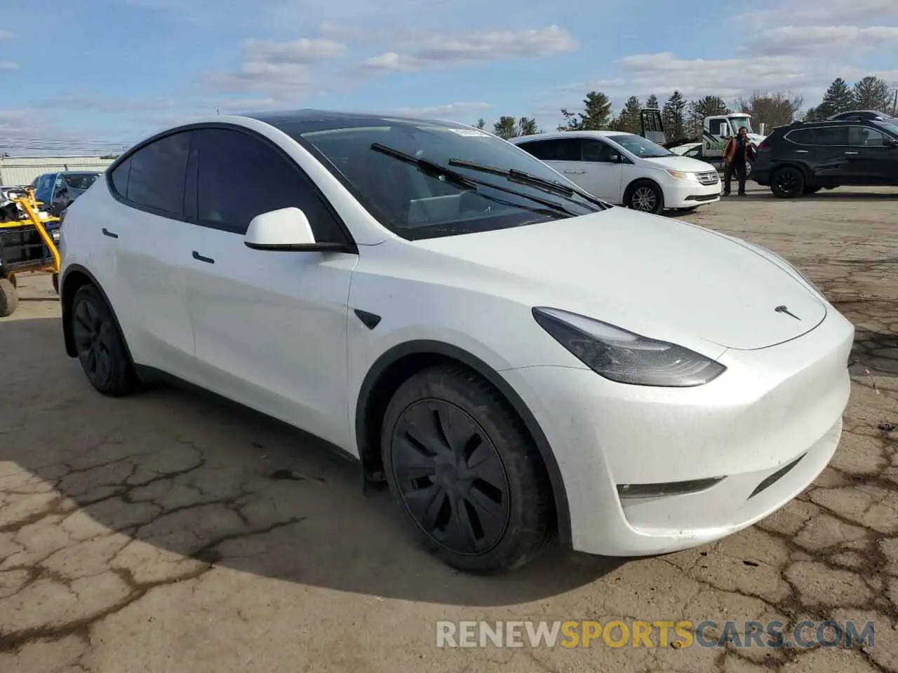 4 fotografías del automóvil dañado 7SAYGAEE4RF149974 TESLA MODEL Y 2024