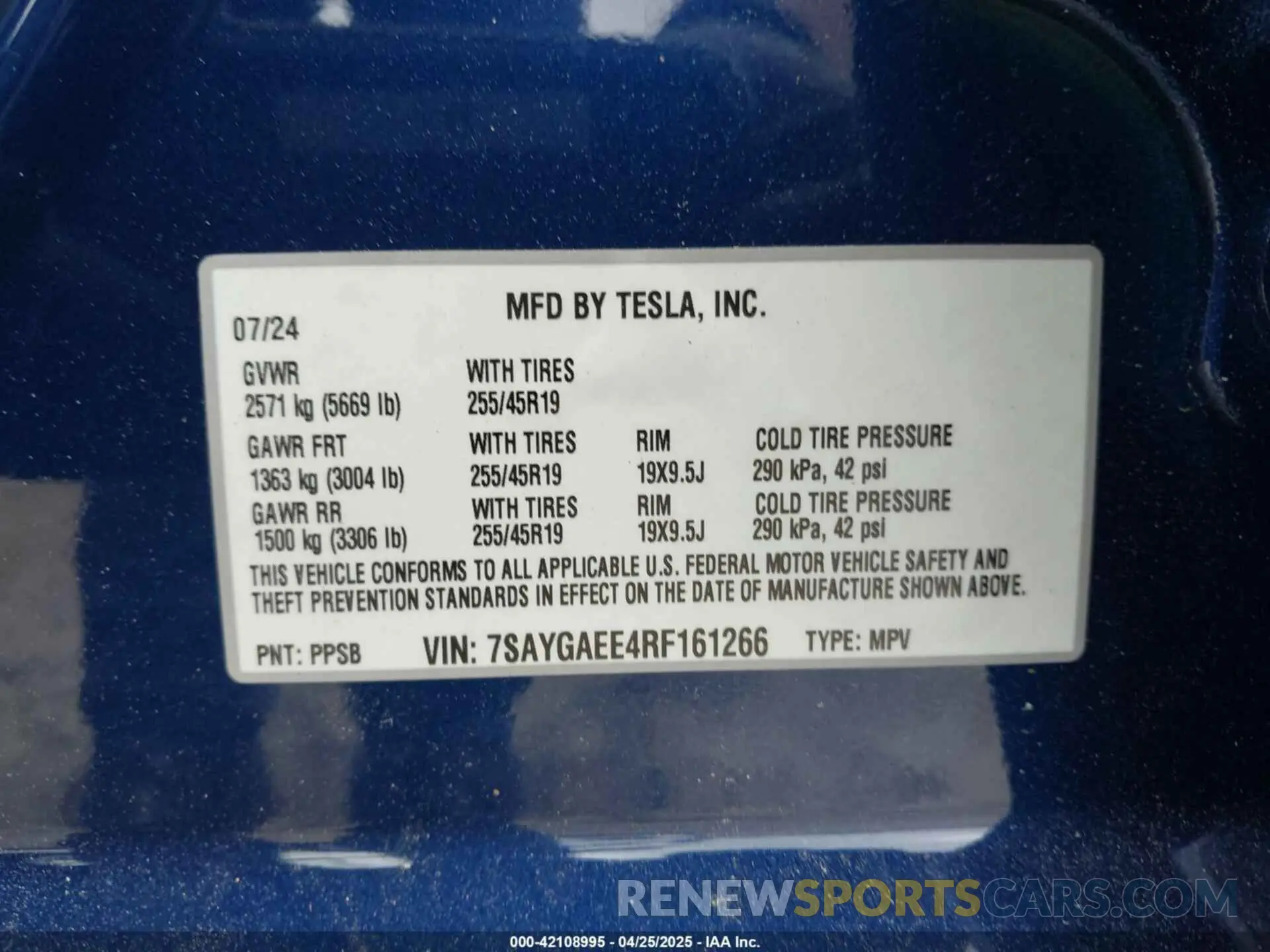 9 fotografías del automóvil dañado 7SAYGAEE4RF161266 TESLA MODEL Y 2024