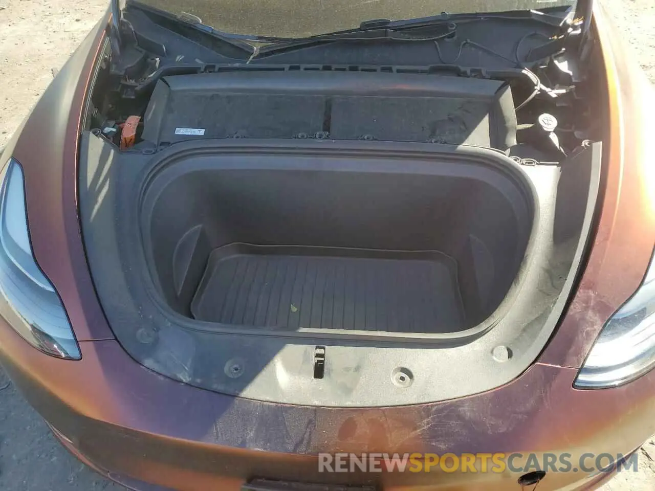 12 fotografías del automóvil dañado 7SAYGAEE5RF990914 TESLA MODEL Y 2024