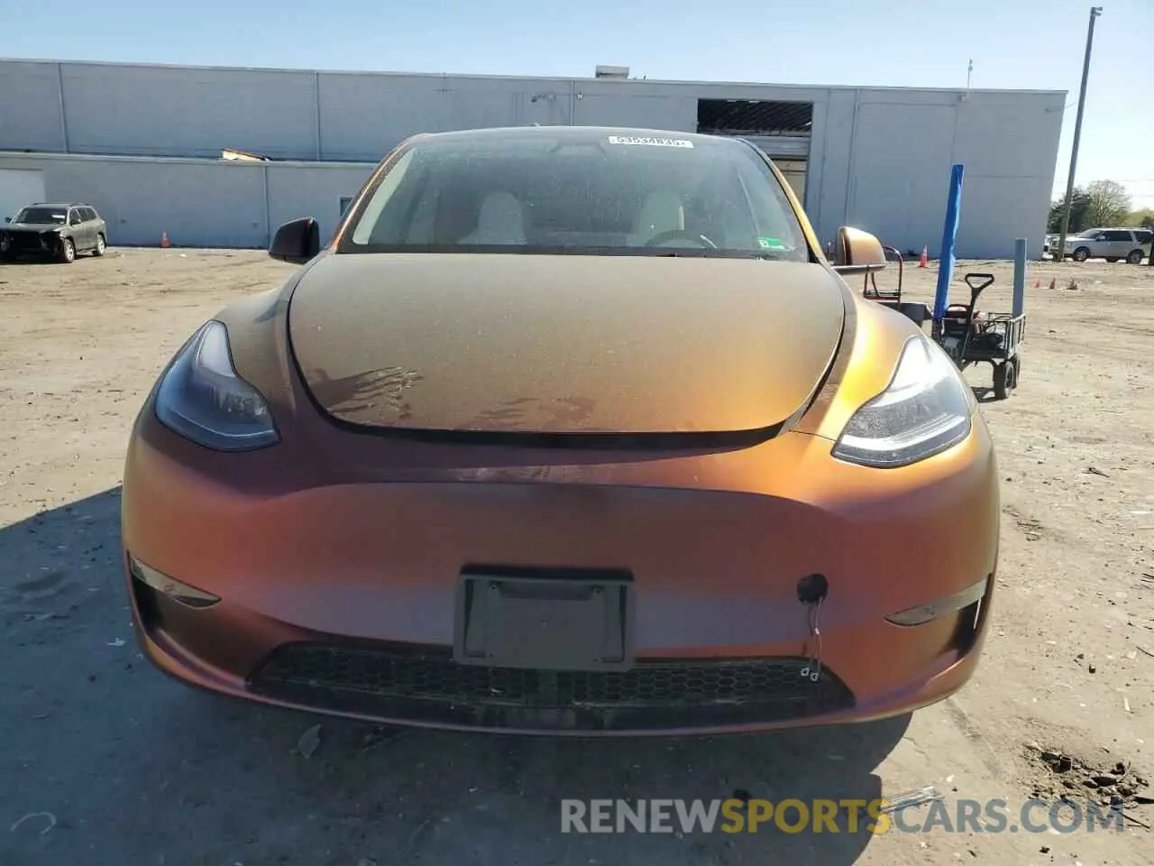 5 fotografías del automóvil dañado 7SAYGAEE5RF990914 TESLA MODEL Y 2024