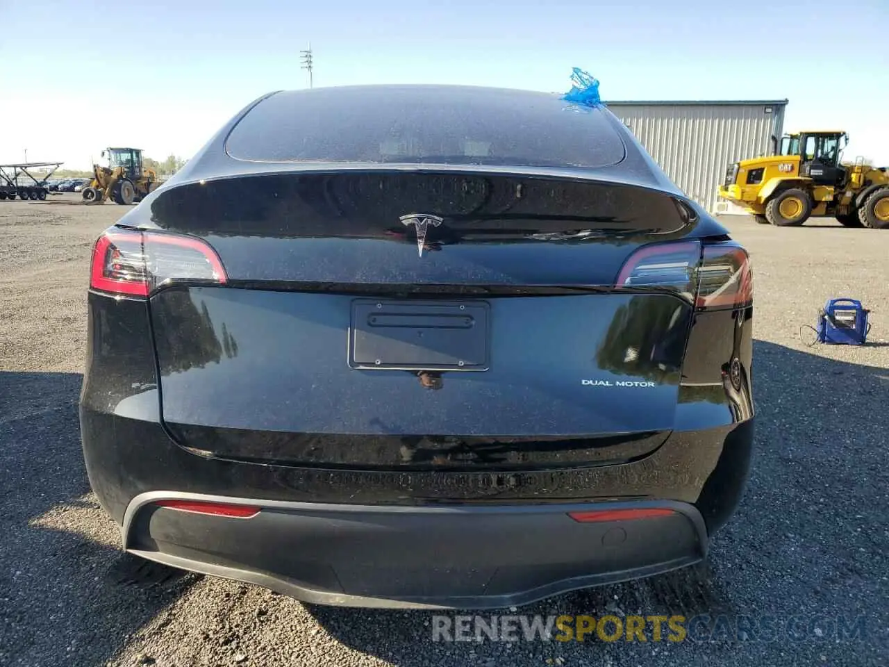 6 fotografías del automóvil dañado 7SAYGAEE6RF106267 TESLA MODEL Y 2024