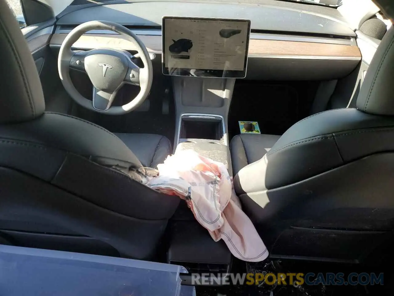 8 fotografías del automóvil dañado 7SAYGAEE6RF106267 TESLA MODEL Y 2024