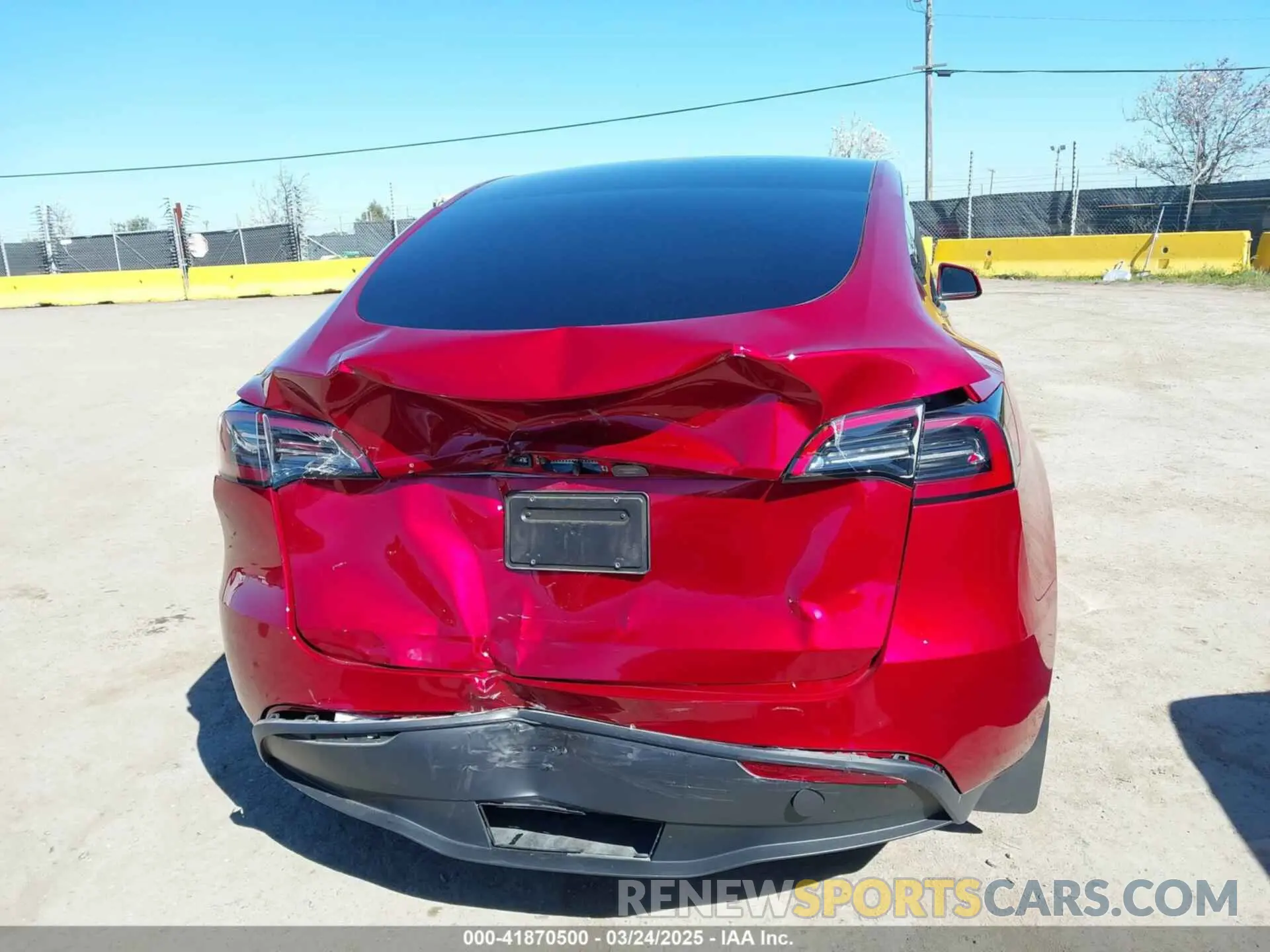 16 fotografías del automóvil dañado 7SAYGAEE6RF152066 TESLA MODEL Y 2024