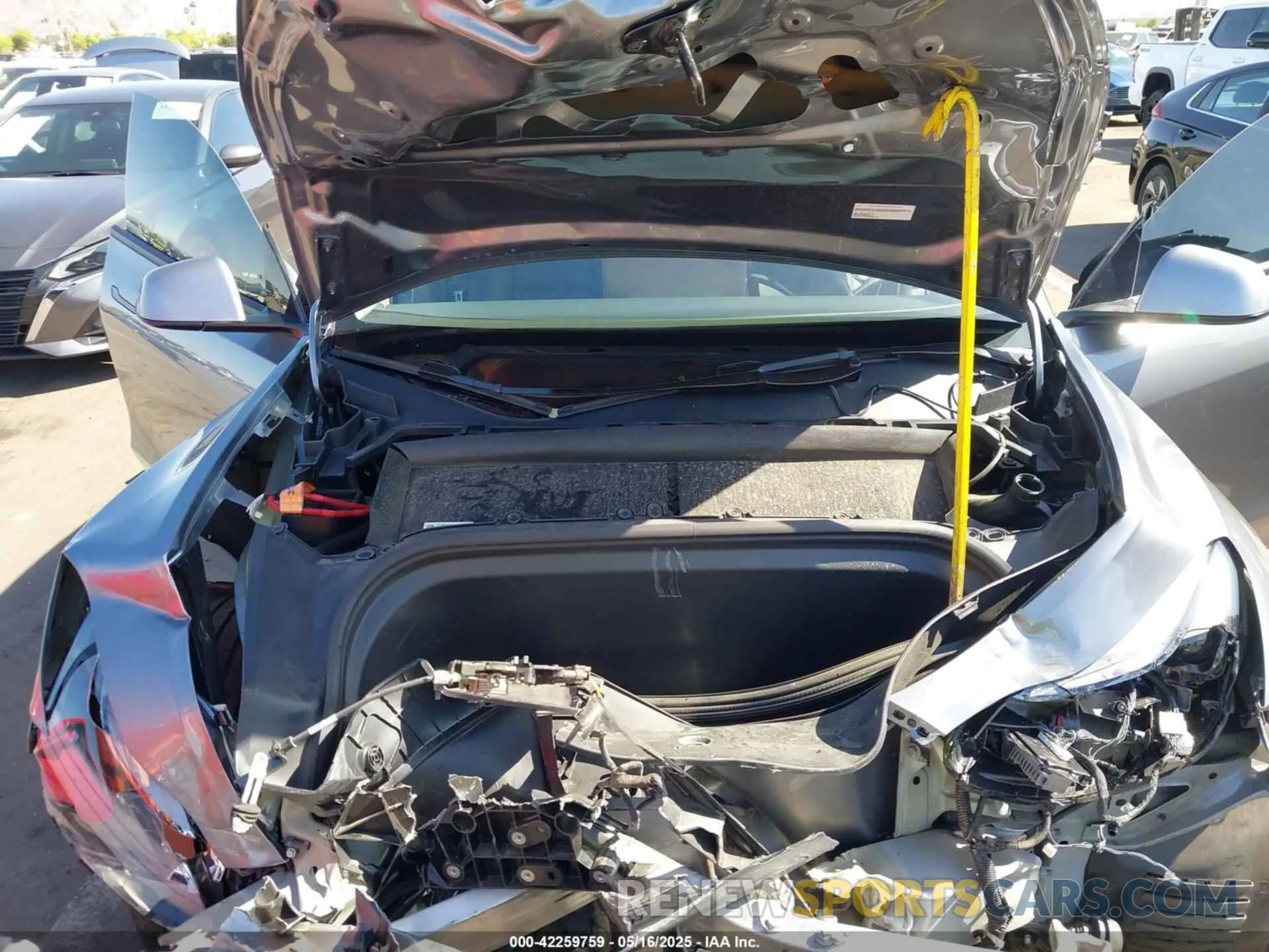 10 fotografías del automóvil dañado 7SAYGAEE6RF155551 TESLA MODEL Y 2024