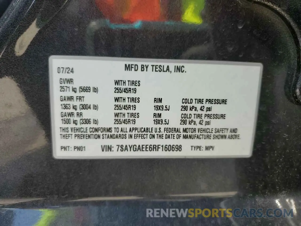 14 fotografías del automóvil dañado 7SAYGAEE6RF160698 TESLA MODEL Y 2024