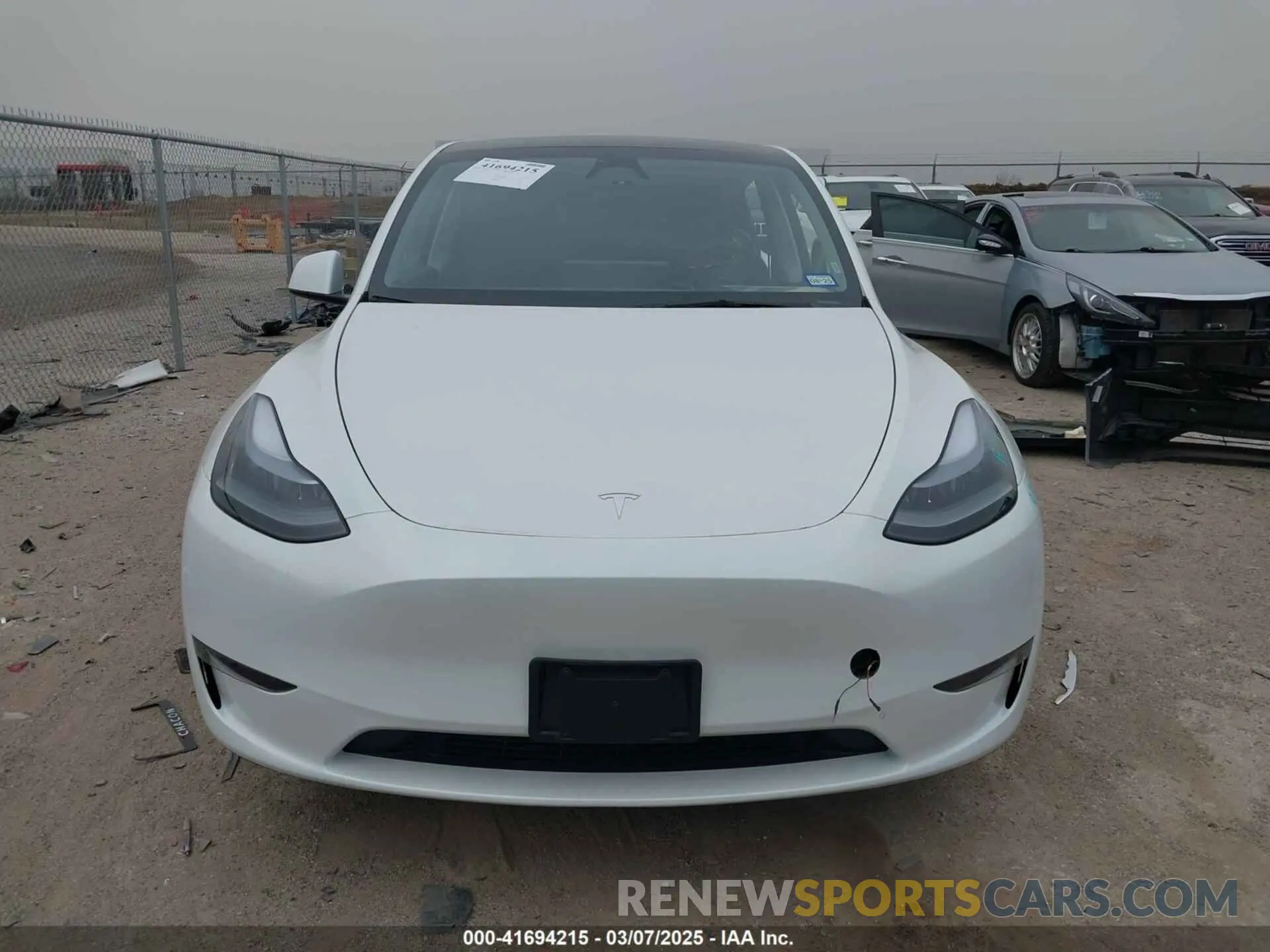11 fotografías del automóvil dañado 7SAYGAEE6RF171037 TESLA MODEL Y 2024