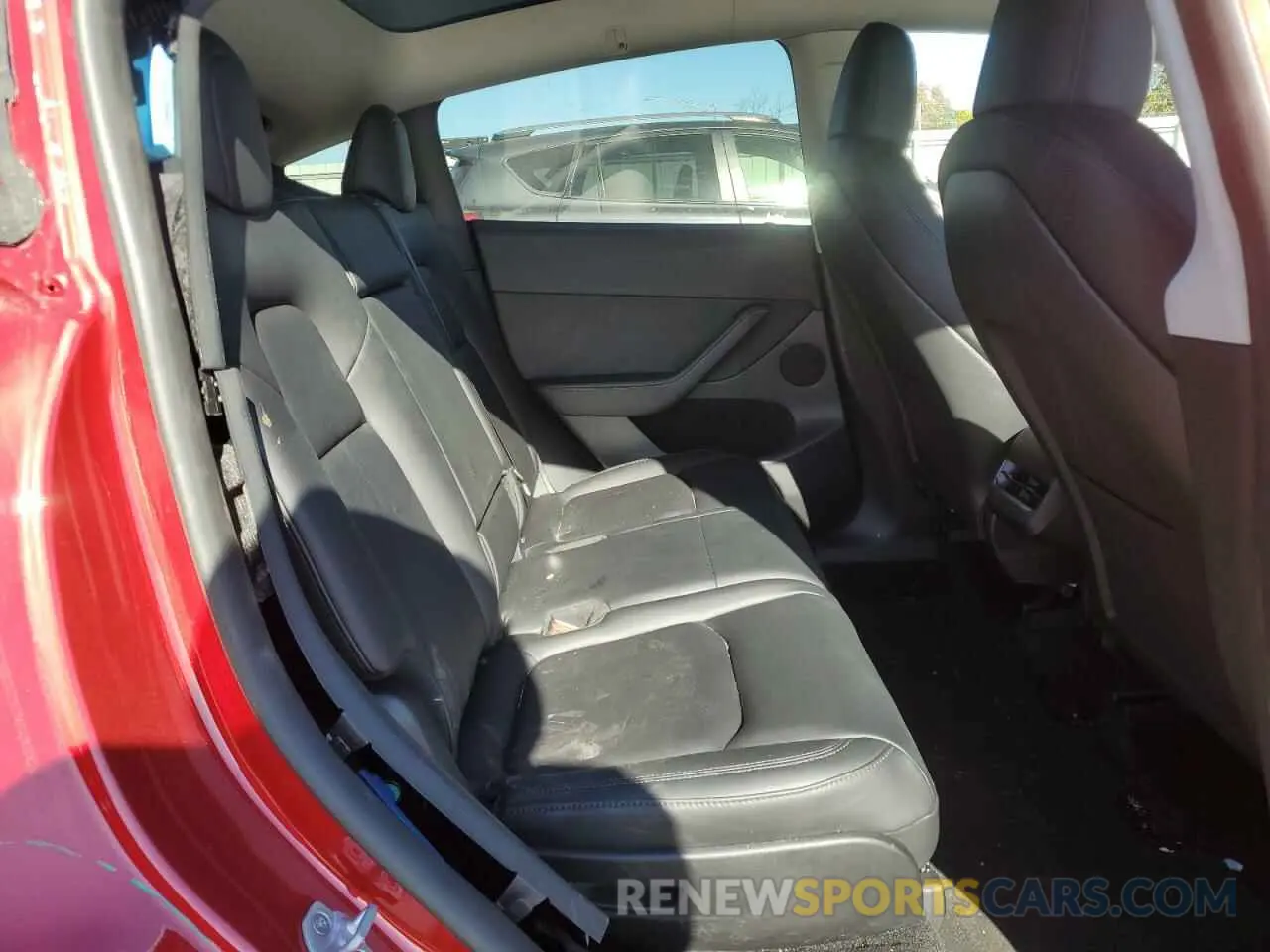 11 fotografías del automóvil dañado 7SAYGAEE8RF026436 TESLA MODEL Y 2024