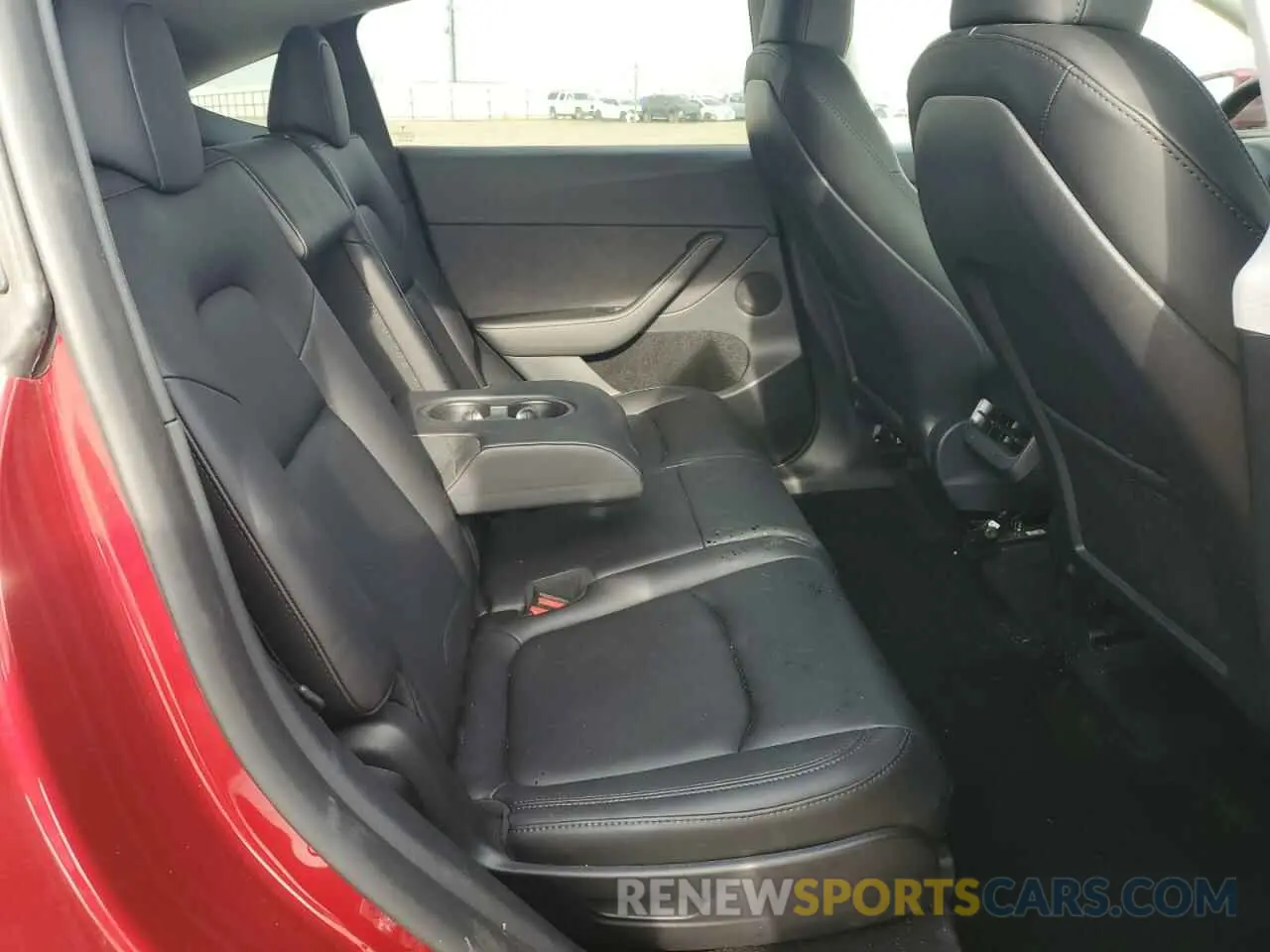 12 fotografías del automóvil dañado 7SAYGAEE8RF081789 TESLA MODEL Y 2024