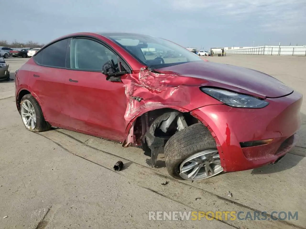 4 fotografías del automóvil dañado 7SAYGAEE8RF081789 TESLA MODEL Y 2024