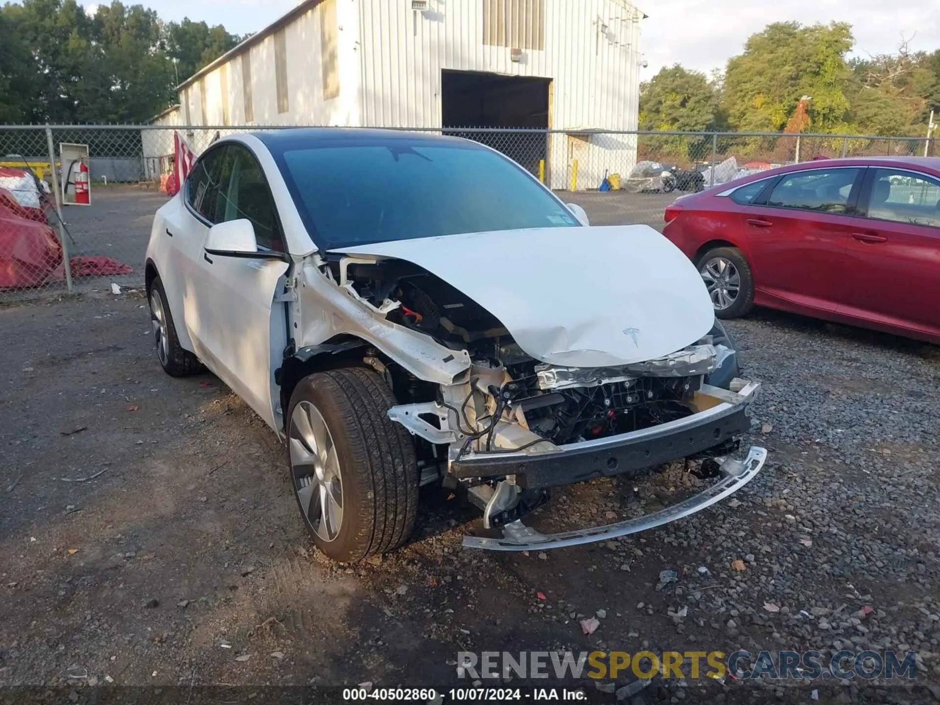 6 fotografías del automóvil dañado 7SAYGAEE8RF092274 TESLA MODEL Y 2024