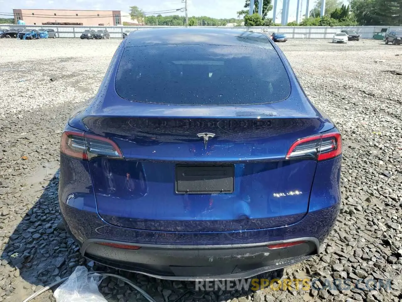 6 fotografías del automóvil dañado 7SAYGAEE9RF072132 TESLA MODEL Y 2024