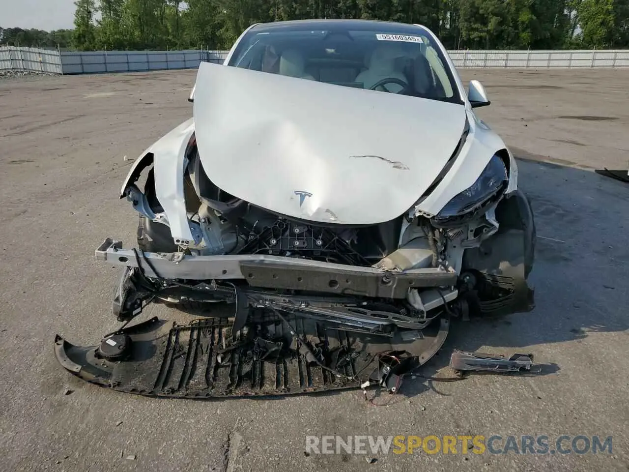 5 fotografías del automóvil dañado 7SAYGAEEXRF109995 TESLA MODEL Y 2024
