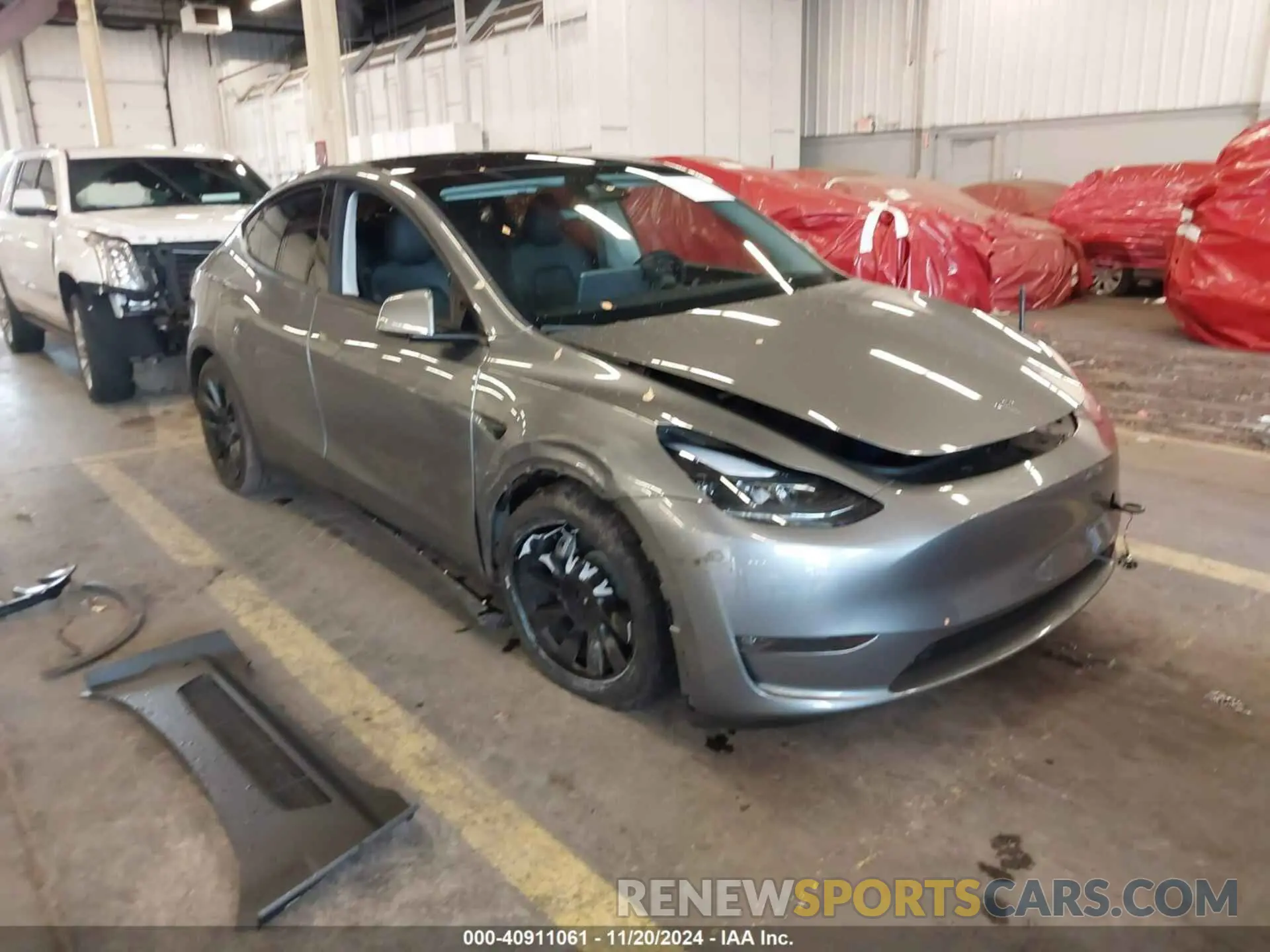1 fotografías del automóvil dañado 7SAYGAEEXRF170814 TESLA MODEL Y 2024