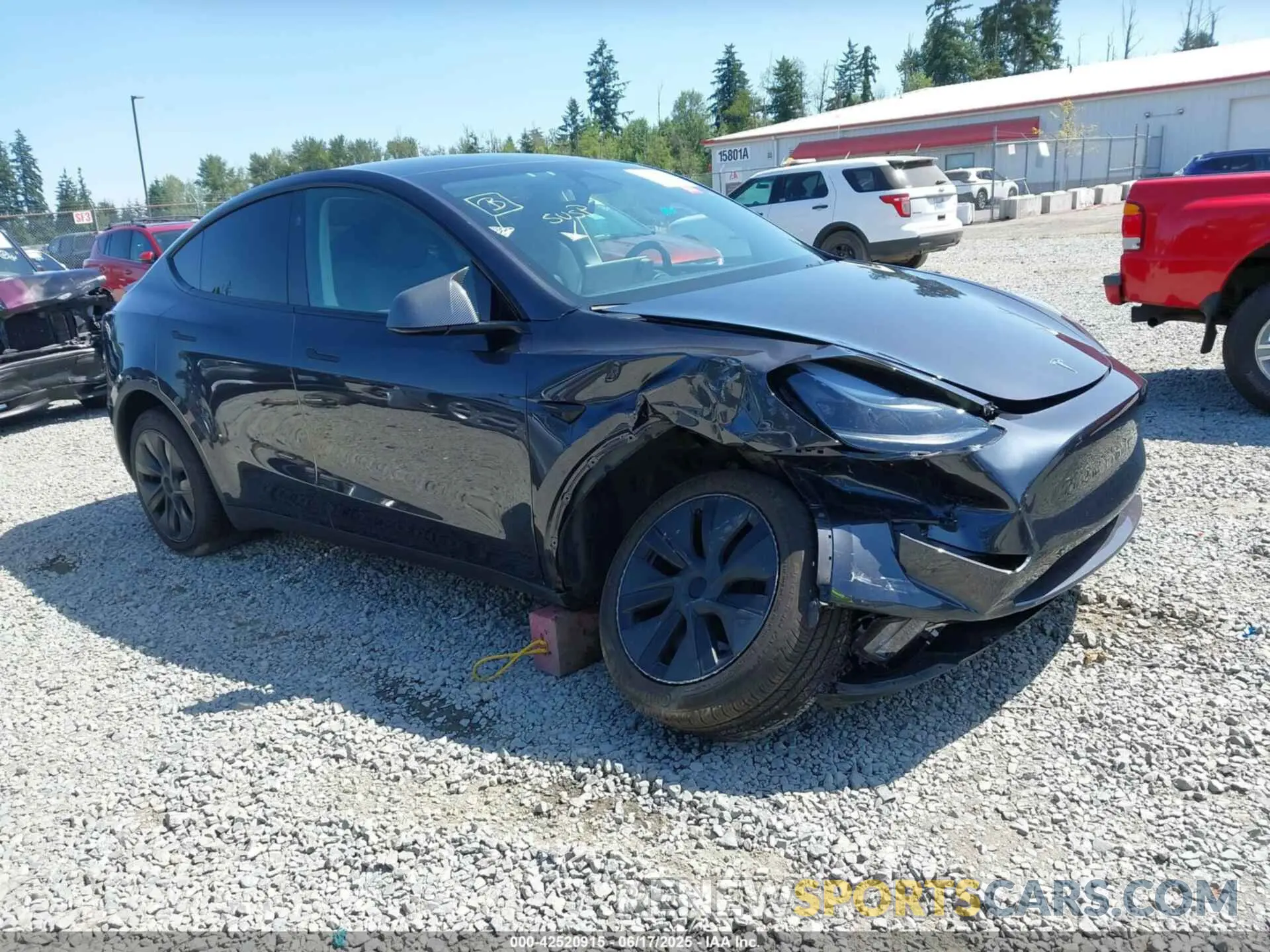 1 fotografías del automóvil dañado 7SAYGAEEXRF180212 TESLA MODEL Y 2024