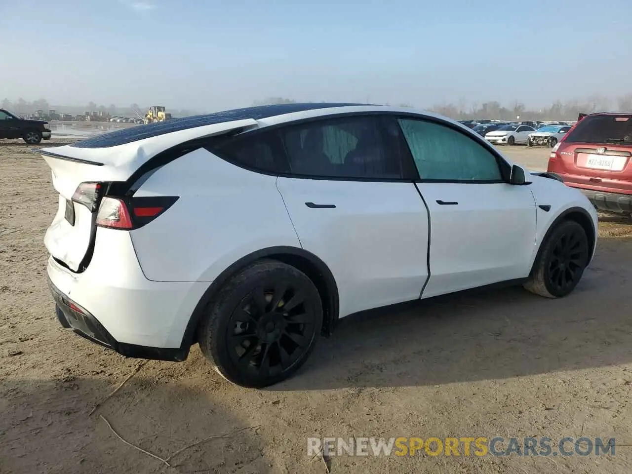 3 fotografías del automóvil dañado 7SAYGDED0RA311315 TESLA MODEL Y 2024