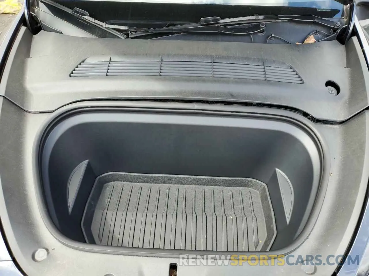 11 fotografías del automóvil dañado 7SAYGDED0RF043675 TESLA MODEL Y 2024