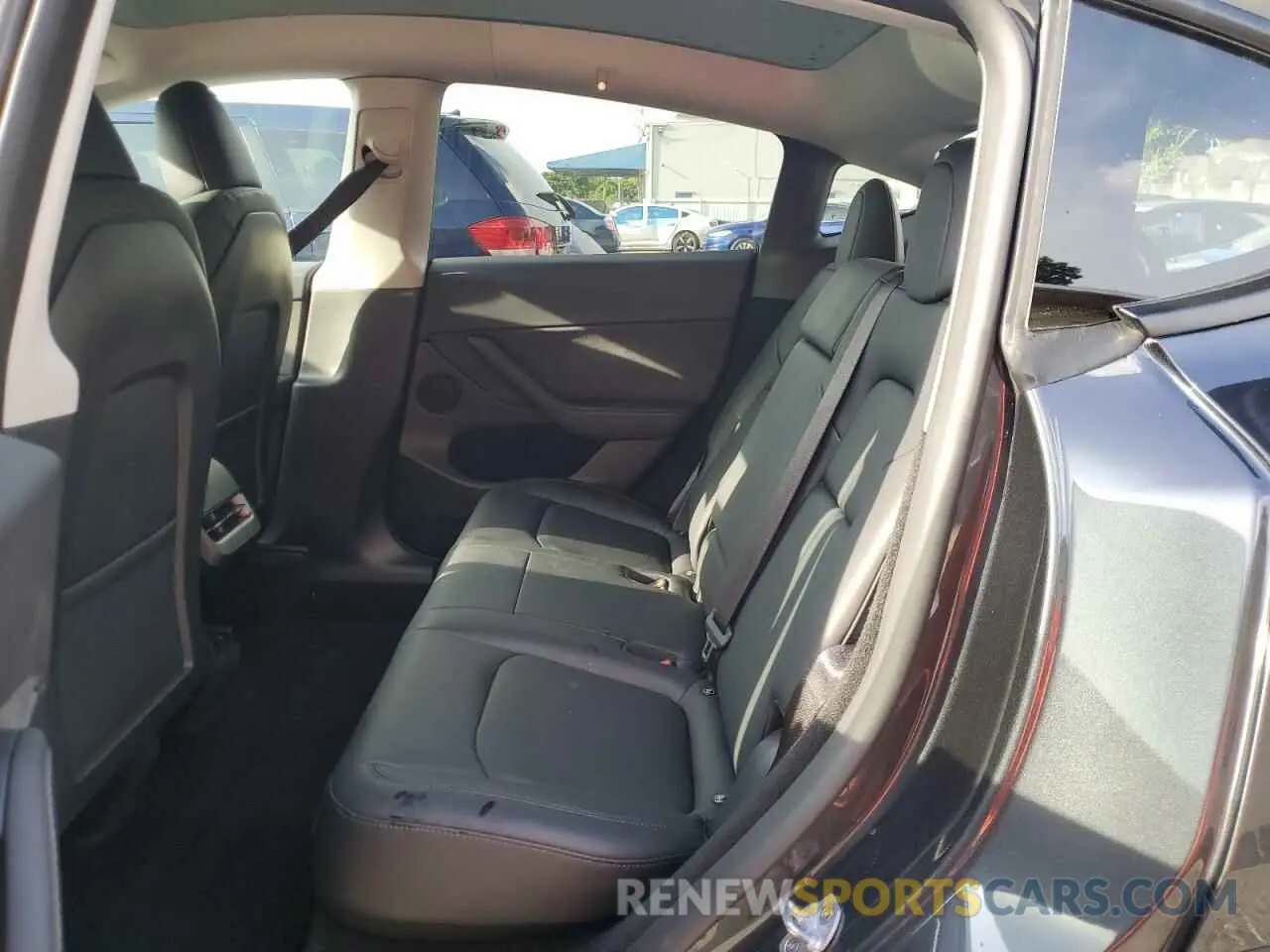 10 fotografías del automóvil dañado 7SAYGDED0RF093184 TESLA MODEL Y 2024