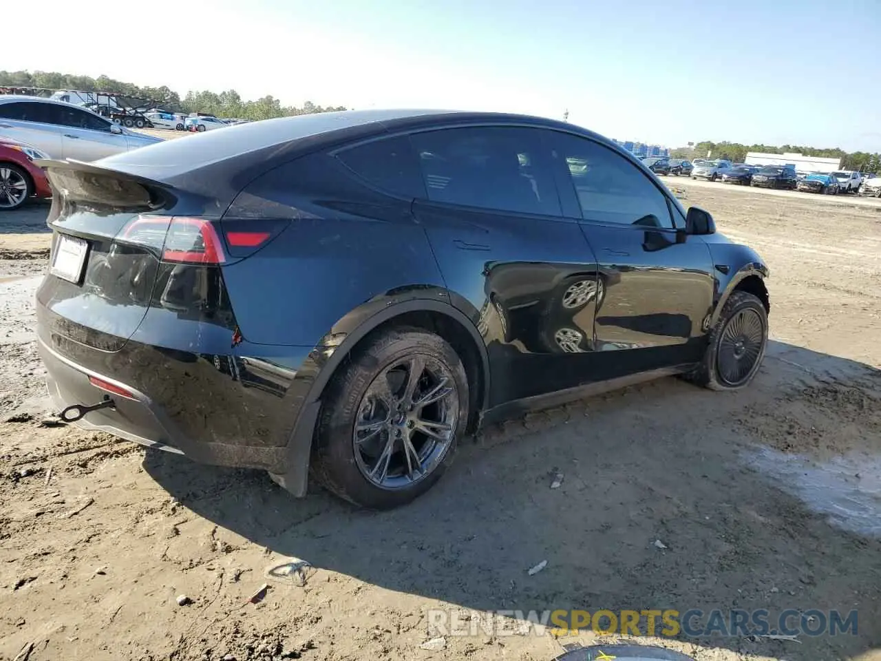 3 fotografías del automóvil dañado 7SAYGDED0RF098305 TESLA MODEL Y 2024