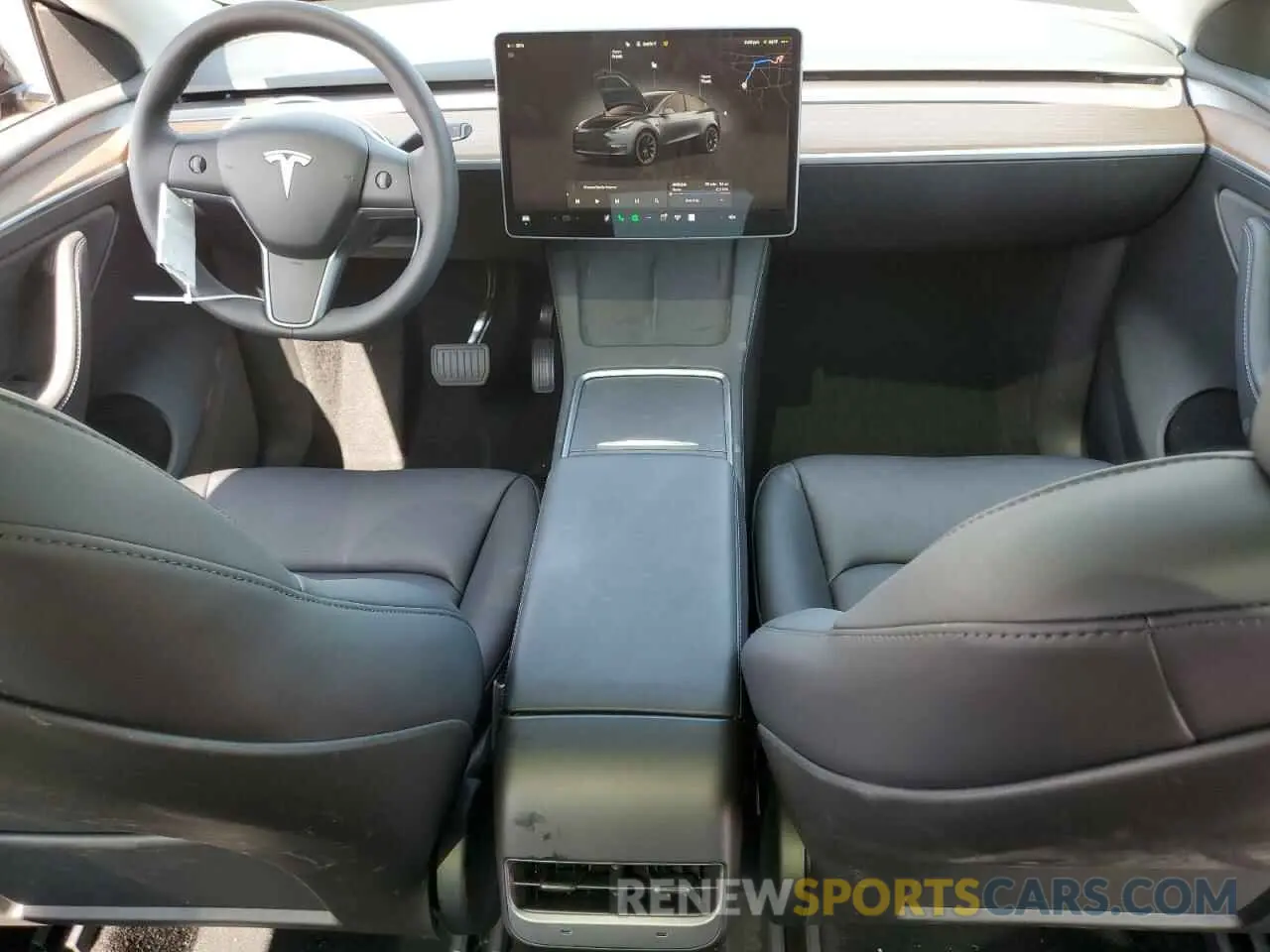 8 fotografías del automóvil dañado 7SAYGDED0RF119721 TESLA MODEL Y 2024