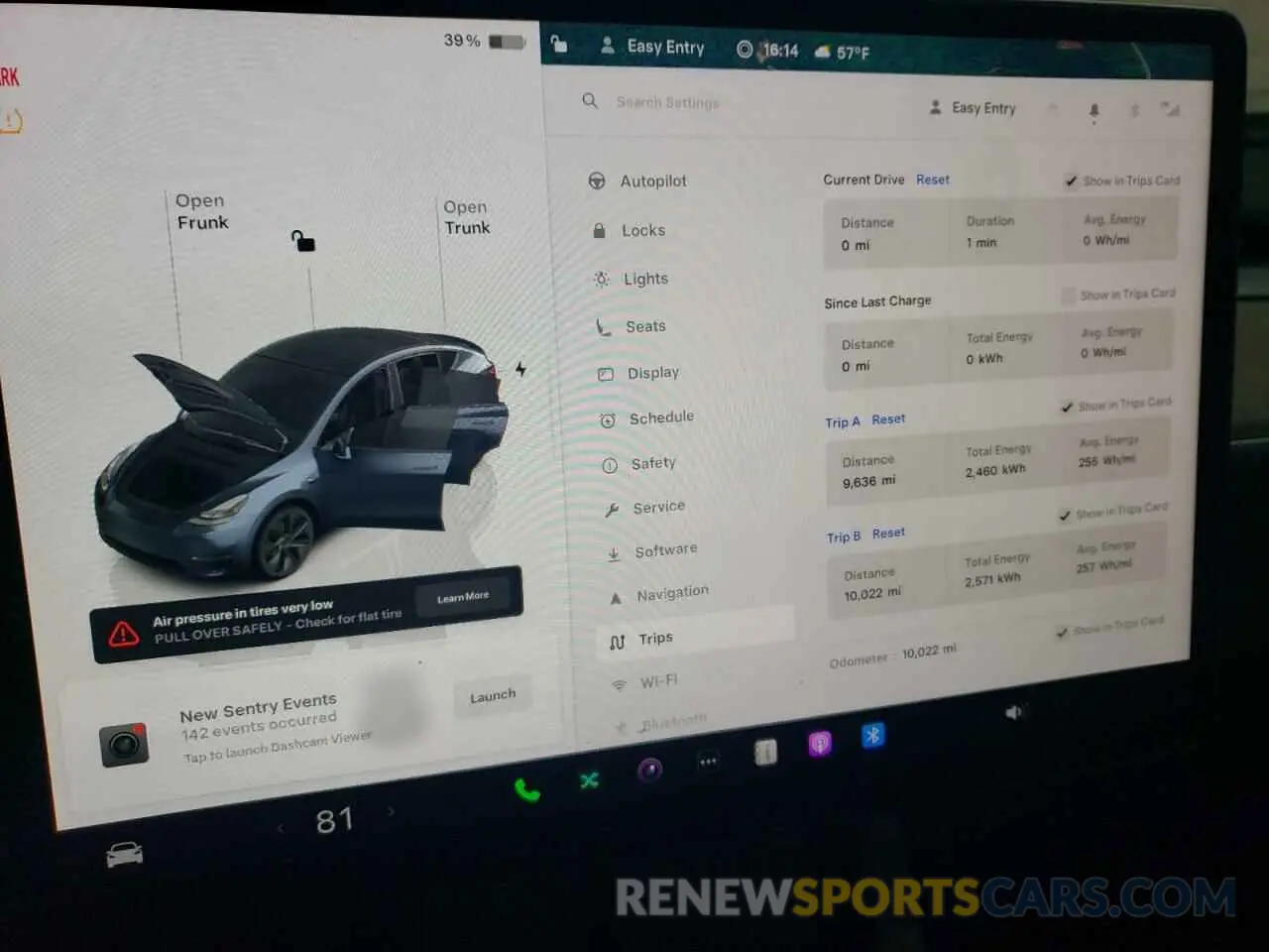 9 fotografías del automóvil dañado 7SAYGDED1RA307161 TESLA MODEL Y 2024