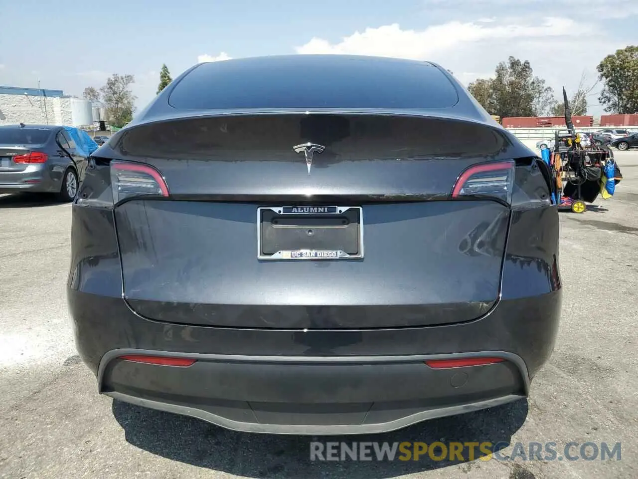 6 fotografías del automóvil dañado 7SAYGDED1RF046035 TESLA MODEL Y 2024