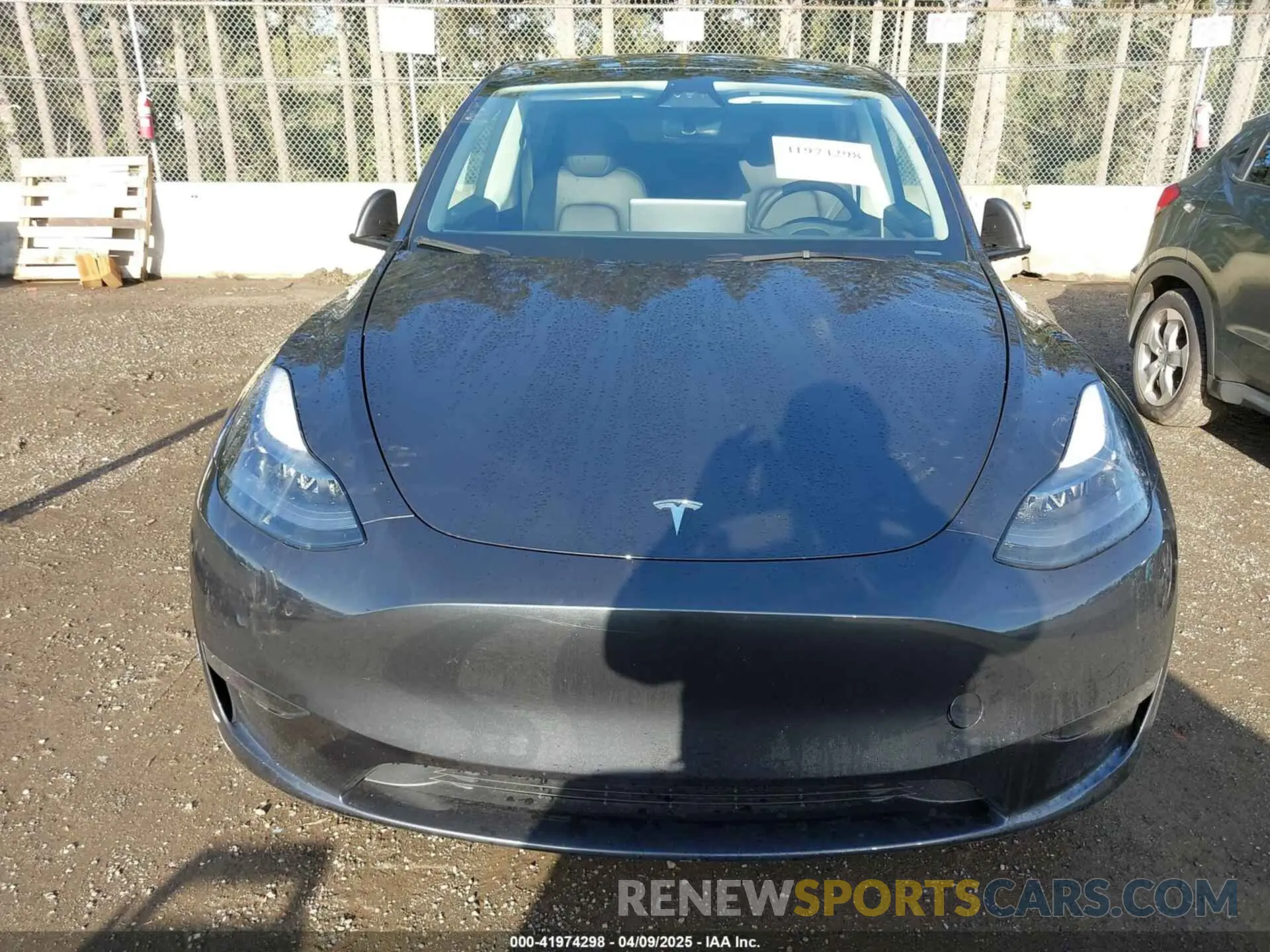 11 fotografías del automóvil dañado 7SAYGDED1RF056306 TESLA MODEL Y 2024