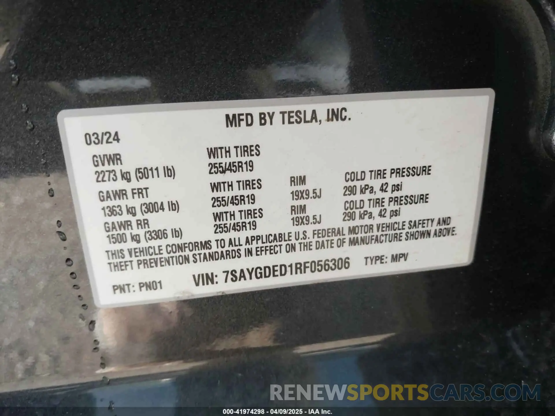 9 fotografías del automóvil dañado 7SAYGDED1RF056306 TESLA MODEL Y 2024
