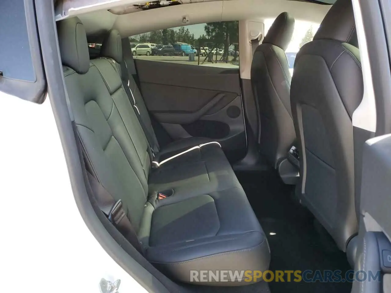 11 fotografías del automóvil dañado 7SAYGDED1RF115290 TESLA MODEL Y 2024