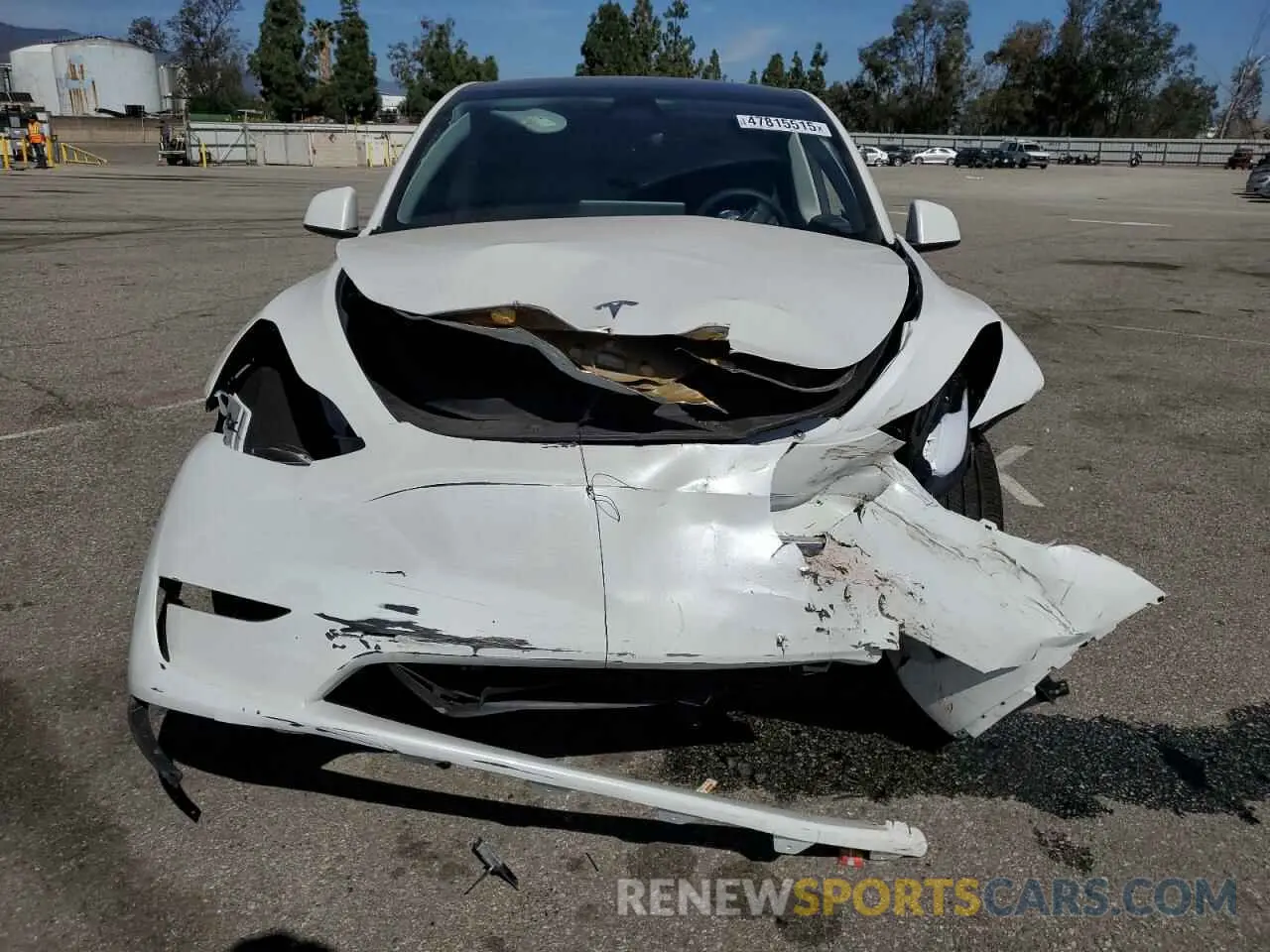 5 fotografías del automóvil dañado 7SAYGDED1RF115290 TESLA MODEL Y 2024