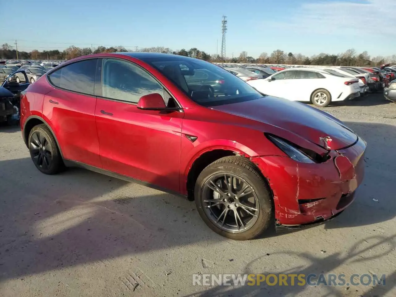 4 fotografías del automóvil dañado 7SAYGDED1RF132705 TESLA MODEL Y 2024