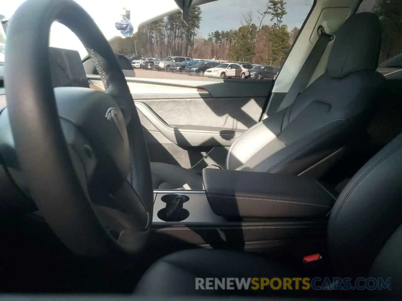 7 fotografías del automóvil dañado 7SAYGDED1RF207273 TESLA MODEL Y 2024