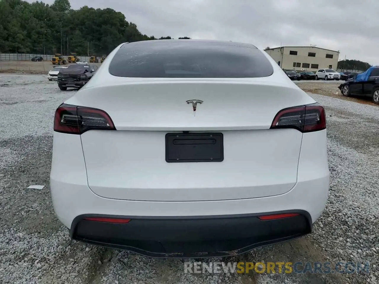 6 fotografías del automóvil dañado 7SAYGDED2RA301448 TESLA MODEL Y 2024