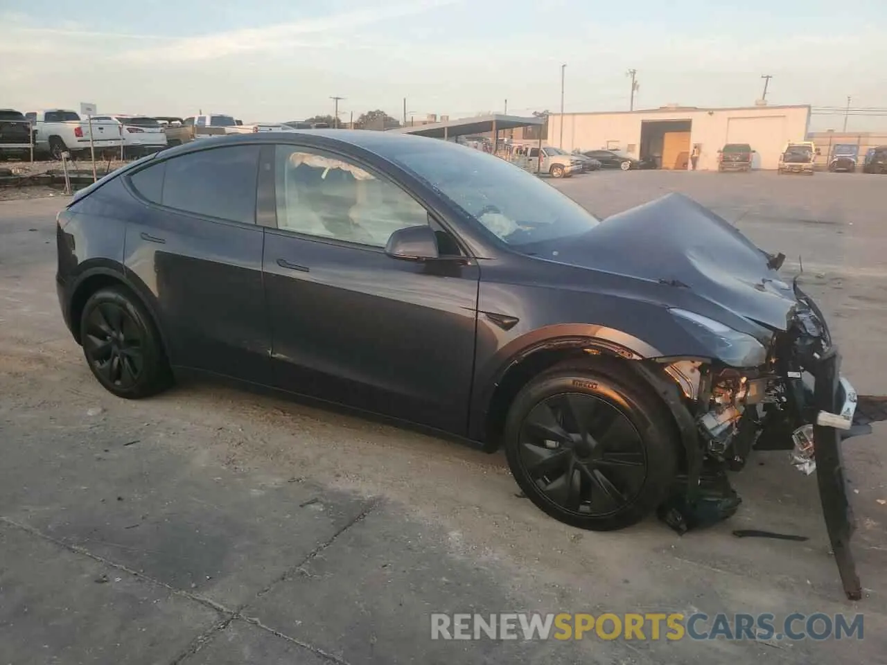 4 fotografías del automóvil dañado 7SAYGDED2RA322753 TESLA MODEL Y 2024
